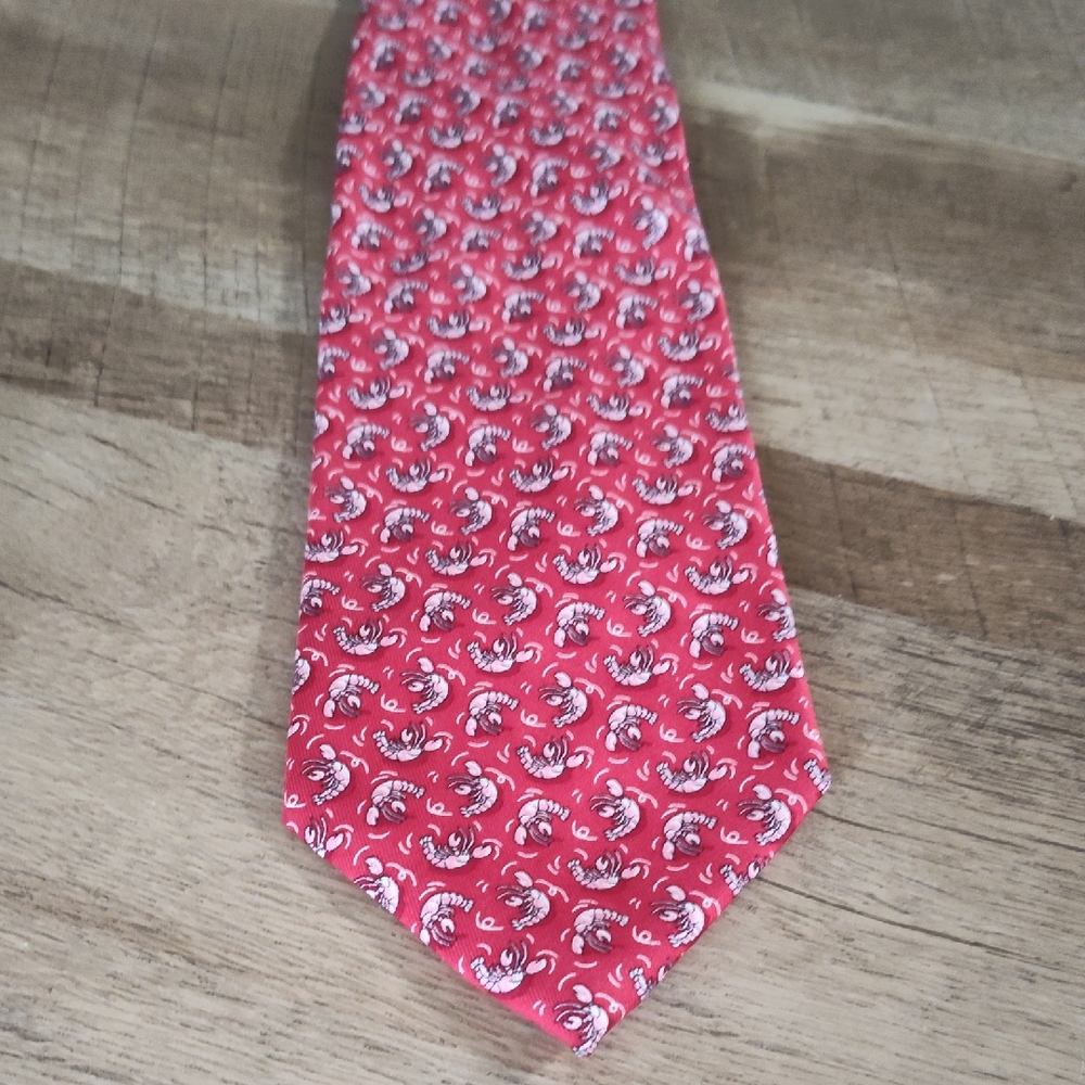 Vineyard Vines Lobster Tie
